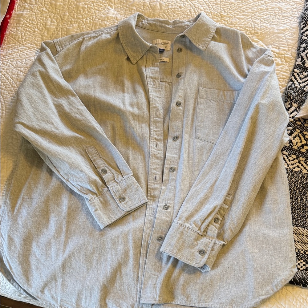Gray Universal Thread Button-Up Shirt - image 1